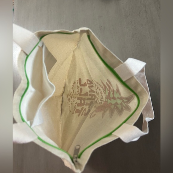 NWOT! Pineapple tote - Picture 2 of 2